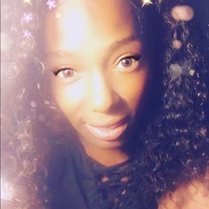 Meet your Posher, Kiria